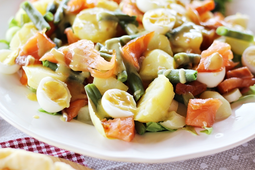 salata cu somon afumat